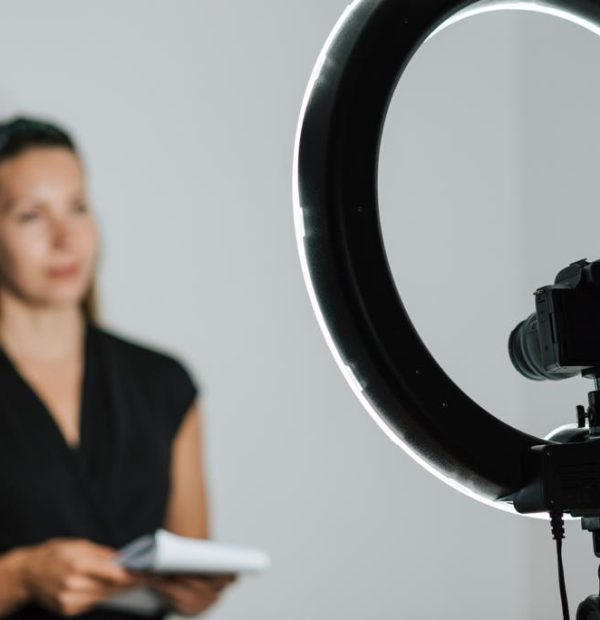 nathalie-k-agence-dincluence-feminine