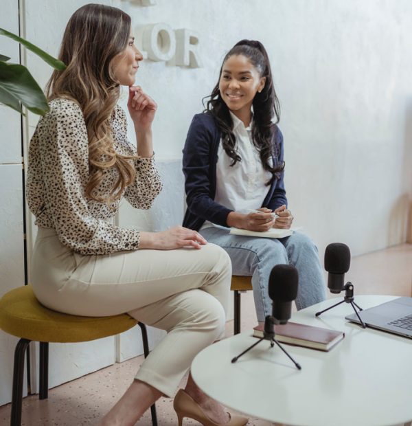 Nathalie K agence d'influence féminine